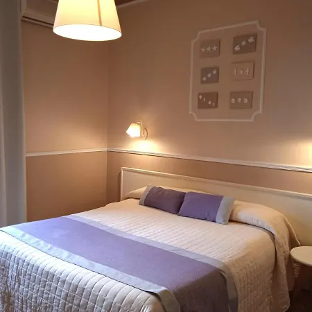 Moderno Hotell