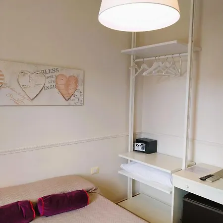 Hotel Ristorante Moderno SantʼAntìoco