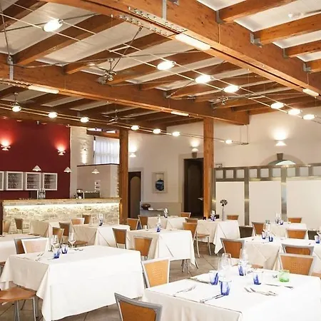 Moderno Hotel SantʼAntìoco