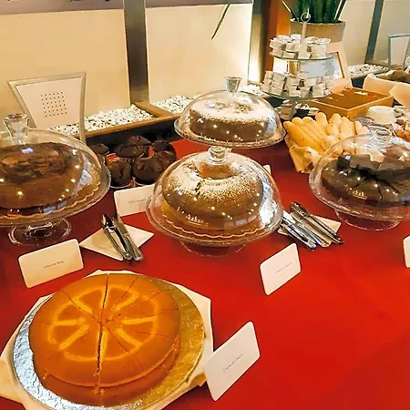 Moderno Otel